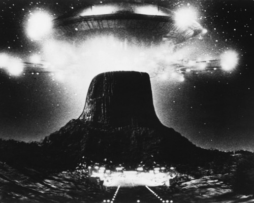 This is an image of Prints & Posters of Close Encounters of the Third Kind 104948