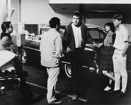 This is an image of Prints & Posters of American Graffiti 104978