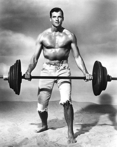 This is an image of Prints & Posters of Muscle Beach Party 105093