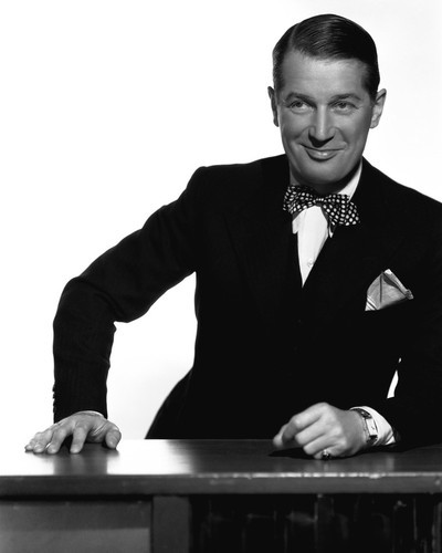 This is an image of Prints & Posters of Maurice Chevalier 105649