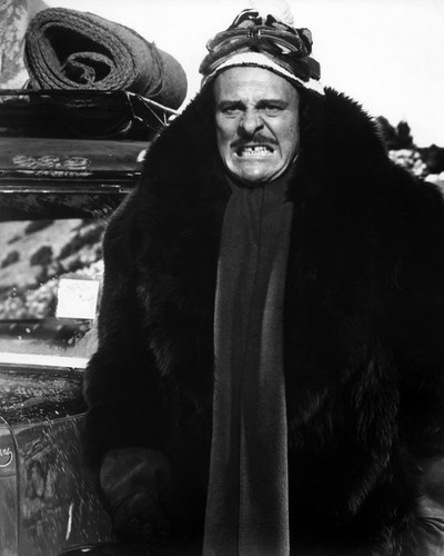 This is an image of Prints & Posters of Terry-Thomas 105706