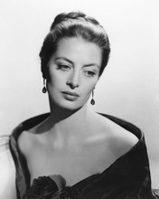This is an image of Prints & Posters of Capucine 105564