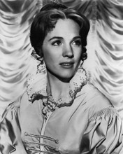 This is an image of Prints & Posters of Julie Andrews 105599
