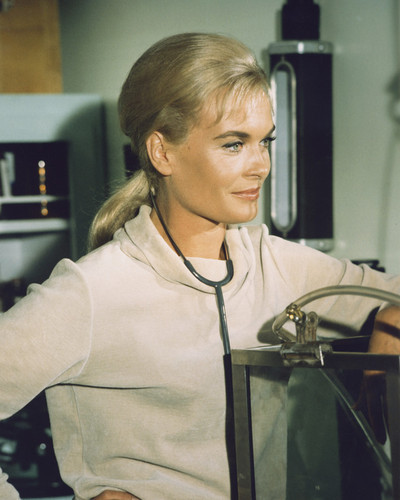 This is an image of Prints & Posters of Shirley Eaton 203580