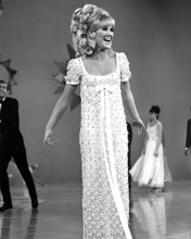 This is an image of Prints & Posters of Dusty Springfield 106032