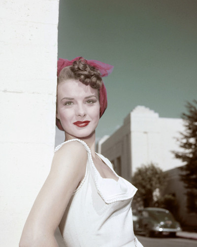 This is an image of Prints & Posters of Jean Peters 203684