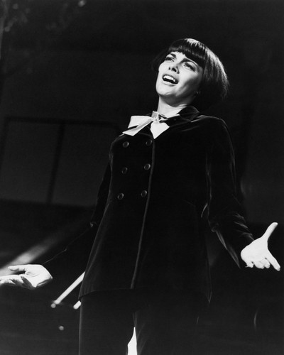 This is an image of Prints & Posters of Mireille Mathieu 106294