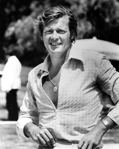 This is an image of Prints & Posters of Roger Moore 106214