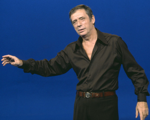 This is an image of Prints & Posters of Yves Montand 203899