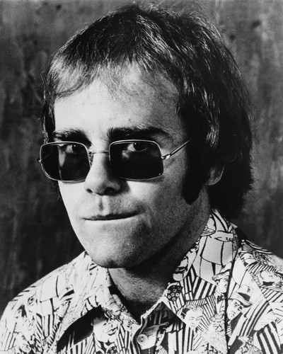This is an image of Prints & Posters of Elton John 106761