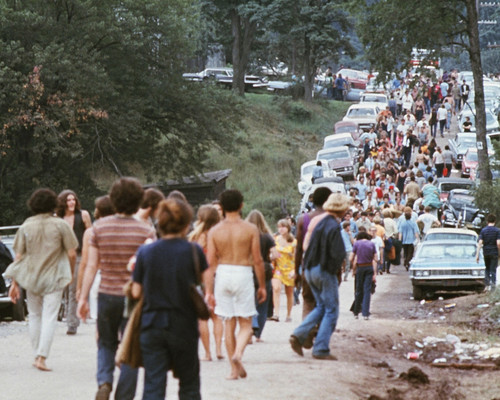 This is an image of Prints & Posters of Woodstock 204083