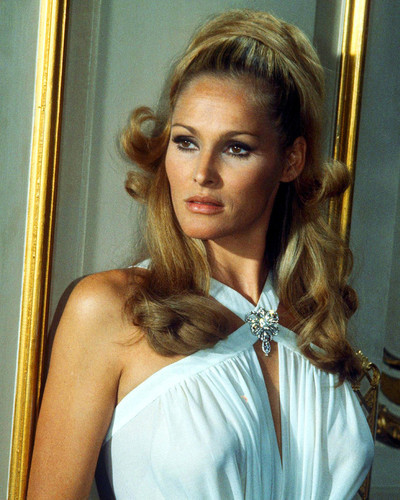 This is an image of Prints & Posters of Ursula Andress 204124