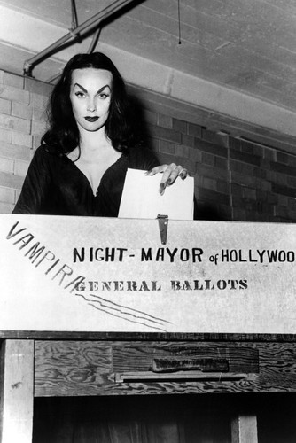 This is an image of Prints & Posters of Vampira 106956