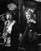 This is an image of Prints & Posters of Some Like It Hot 106937