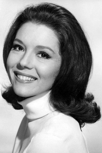 This is an image of Prints & Posters of Diana Rigg 106967