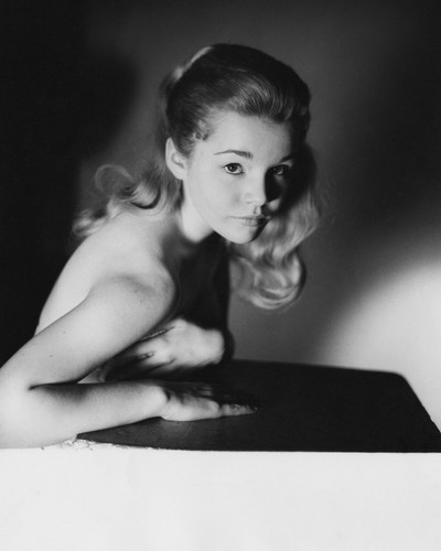 This is an image of Prints & Posters of Tuesday Weld 107213