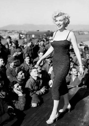 MARILYN MONROE