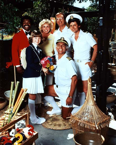 THE LOVE BOAT TV SERIES