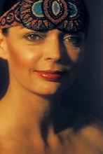 Barbara Steele, Rare head shot , striking pose 8x12 photo