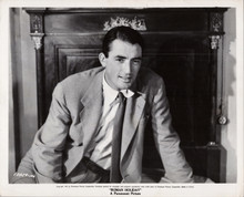 Gregory Peck smiling portrait in suit as Joe Roman Holiday 8x12 photo