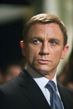 Daniel Craig as 007 James Bond in suit and tie 8x12 inch real photograph