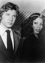 Donna Summer rare pose with Harrison Ford at 1970's event 5x7 inch photo