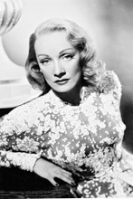 Marlene Dietrich vintage 4x6 inch real photo #462815
