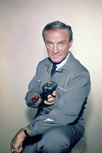Lost In Space, Jonathan Harris as Dr Smith season 1 with gun 4x6 photo