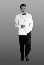 Humphrey Bogart full length pose in white tuxedo smoking Casablanca 4x6 photo