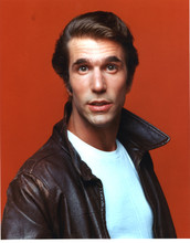 Henry Winkler classic in white t-shirt & leather jacket as Fonz 12x18 Poster