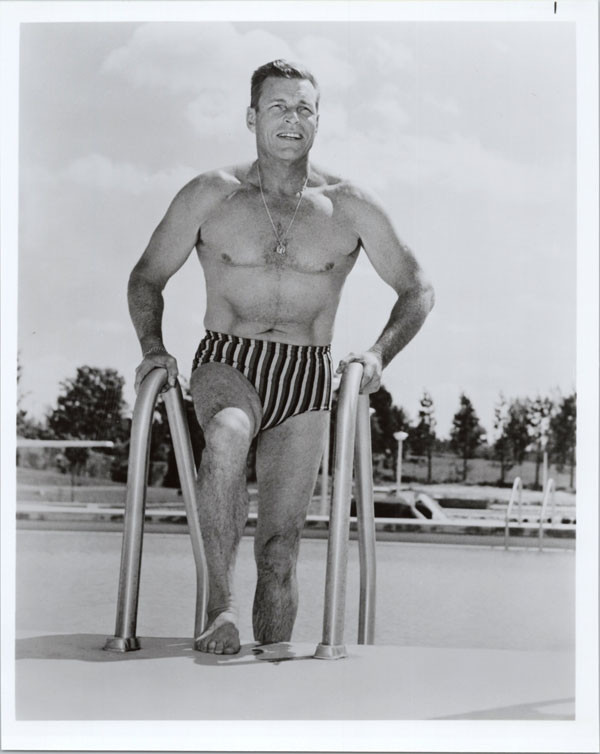 8b20-6996 Buster Crabbe showing off beefcake physique 8b20-6996 8b20-6996