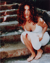 Salma Hayek sexy busty pose in white dress seated barefoot on steps 8x10 photo