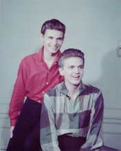 The Everly Brothers classic 1950's pose of Don & Phil 8x10 photo