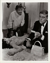 Salt and Pepper 1968 8x10 photo Peter lawford Sammy Davis Jnr & woman