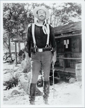 John Wayne full length in Cavalry uniform with rifle Rio Grande 8x10 photo