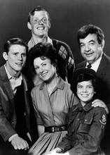 Happy Days TV series 1974 season Howard Richie Joanie Marion & Chuck 5x7 photo