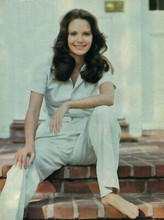 Jaclyn Smith Charlie's Angels smiling full length sat on steps 5x7 inch photo