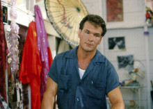 Patrick Swayze in blue shirt swooning pose 5x7 inch press photo