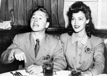 Mickey Rooney & wife Ava Gardner dine out Brown Derby Hollywood 1943 5x7 photo