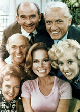 Mary Tyler Moore Show cast Mary Asner Knight Engel White Macleod 5x7 inch photo