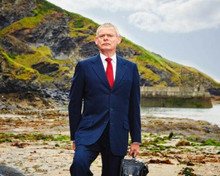 Doc Martin TV Martin Clunes with medical bag on Portwenn beach 8x10 photo