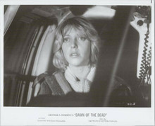 Dawn of the Dead 1978 8x10 photo Gaylen Ross looks frightened