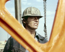 Jack Nicholson wears safety helmet on oil rig Five Easy Pieces 8x10 inch photo