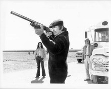 Mr Majestyck original 8x10 inch photo Charles Bronson aims rifle Linda Cristal