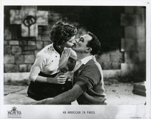 AN AMERICAN IN PARIS ORIGINAL STILL PHOTOGRAPH LESLIE CARON KISSING