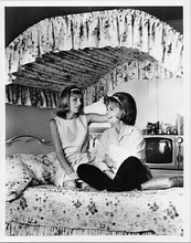 Donna Reed Show original 7x9 TV photo 1966 Donna on bed