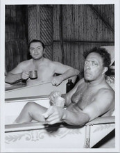 McHale's Navy original 7x9 TV photo Ernest Borgnine in bath tub