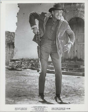 Robert Ryan about to clear leather with gun Hour of the Gun original 8x10 photo