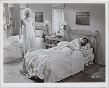 The Thrill of It All Doris Day James Garner original 8x10 photo bedroom scene