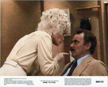 Nine to Five original 8x10 inch lobby card Dolly Parton tells off Dabney Coleman